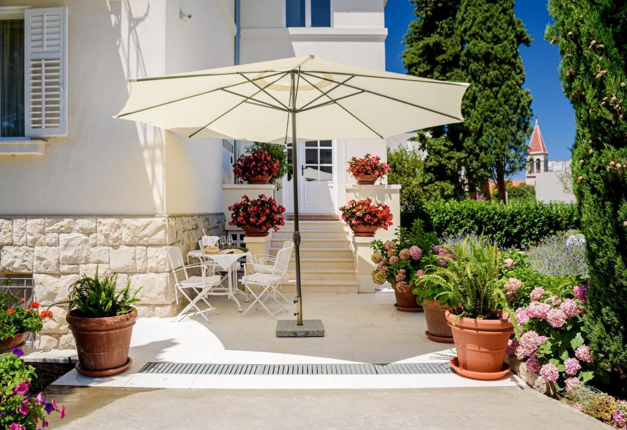 Palace Schoen Milesi - Esense Of Prestige - Private Pool - Free Parking - Old Money Style Luxury Rooms - Walking Distance To The Old Town, The Beach And All Amenities - Buralux Properties سبليت المظهر الخارجي الصورة