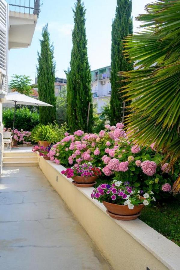 Palace Schoen Milesi - Esense Of Prestige - Private Pool - Free Parking - Old Money Style Luxury Rooms - Walking Distance To The Old Town, The Beach And All Amenities - Buralux Properties سبليت المظهر الخارجي الصورة